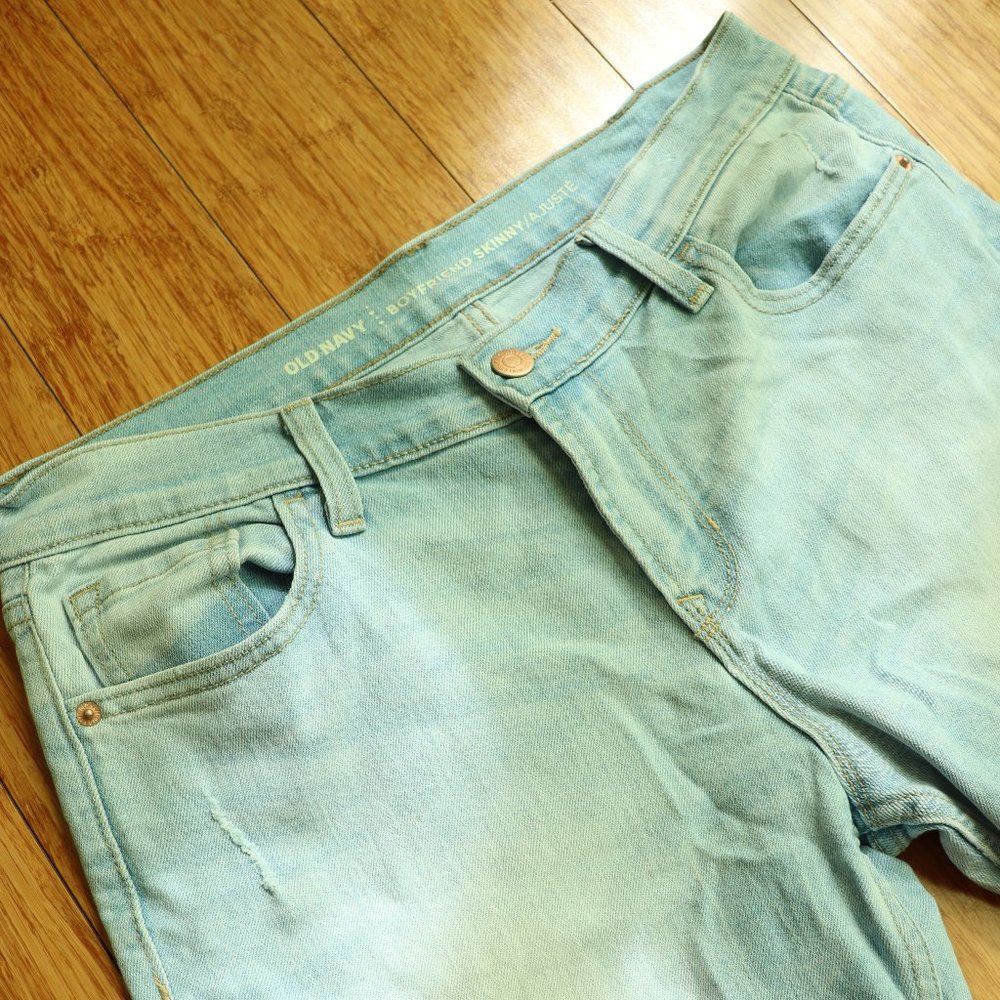 Cute Old Navy Boyfriend Jeans Size 6 - Picture 2 of 9